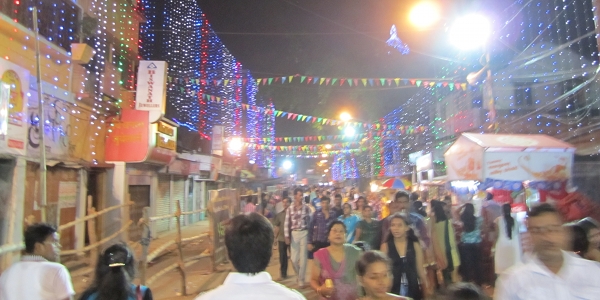 Kolkata Pujo Crowd